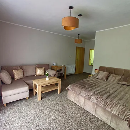 Parkowa 3*